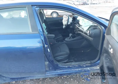 2019 Kia Forte Lxs z USA, uszkodzony, nr VIN 3KPF24AD9KE126042